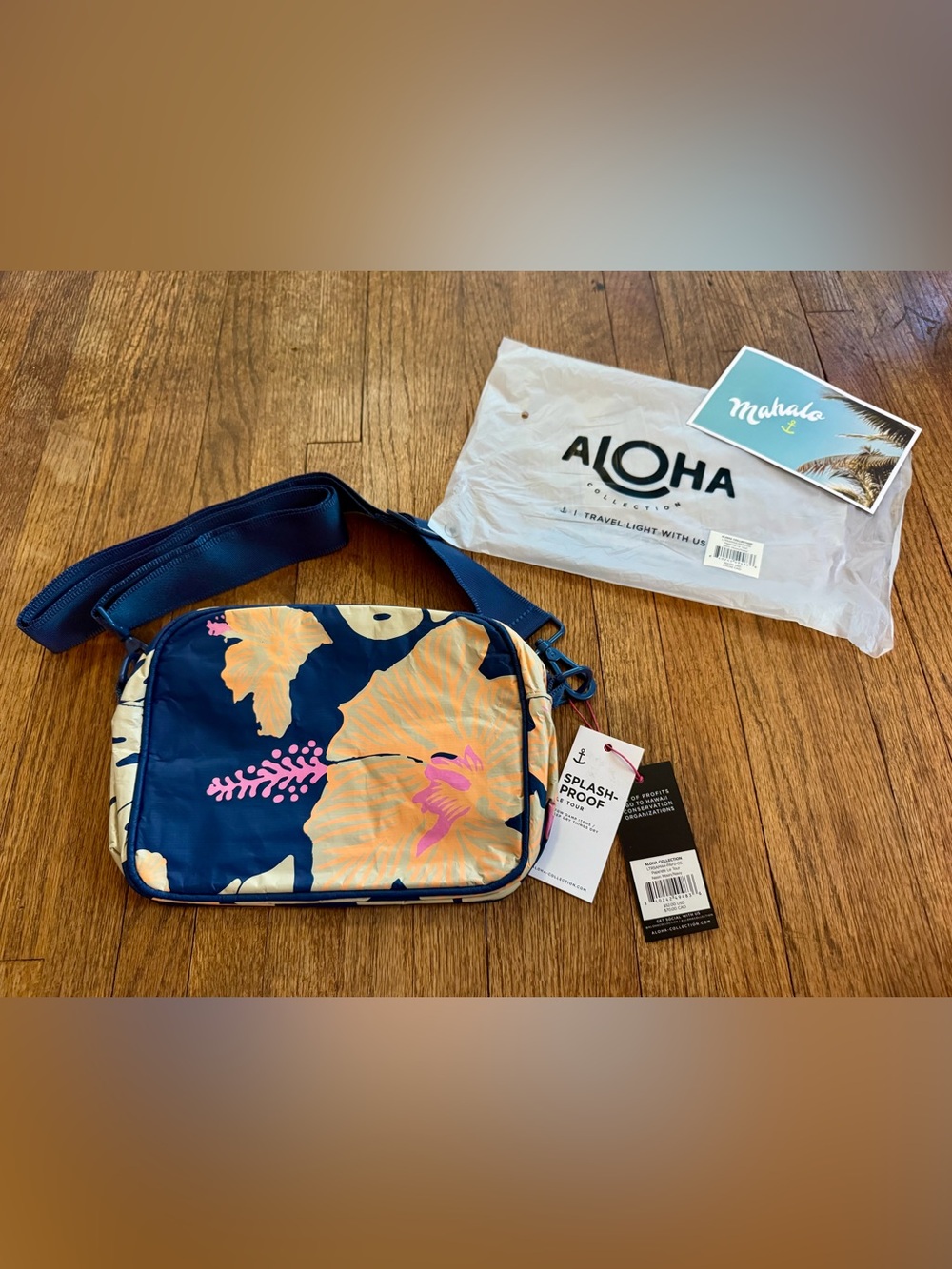 ALOHA Collection Navy Crossbody LeTour Bag Pape’ete by Samudra - Picture 1 of 7